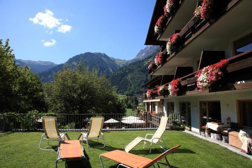 Relax & Vitalhotel Adler Schruns Exterior foto